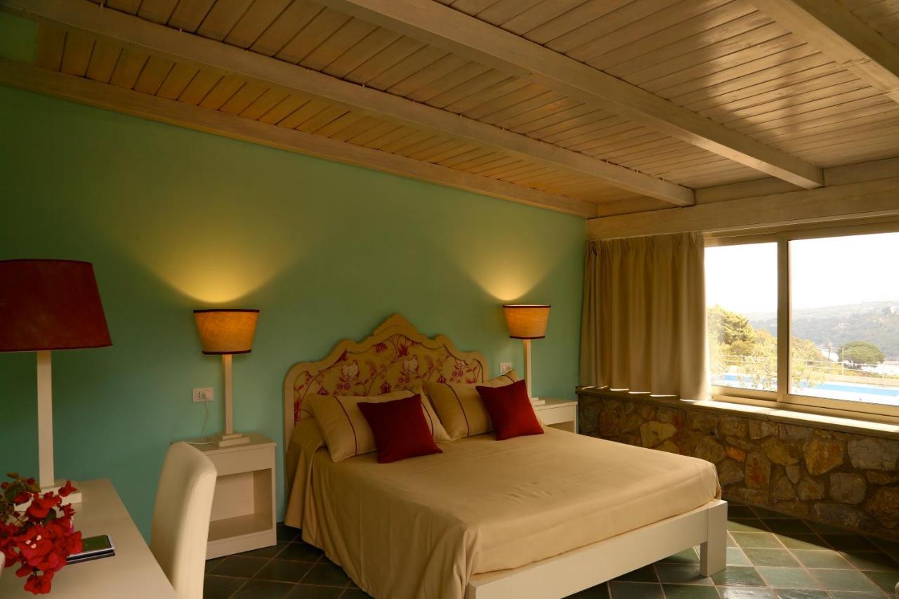 Residence Les Oliviers Porto Azzurro Ngoại thất bức ảnh