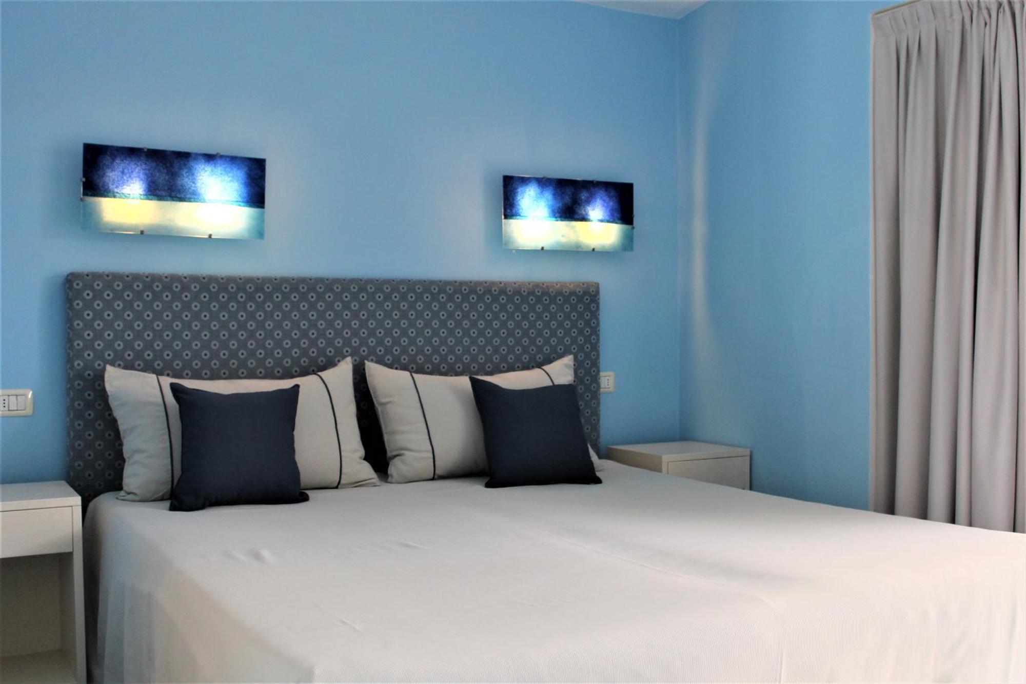 Residence Les Oliviers Porto Azzurro Ngoại thất bức ảnh