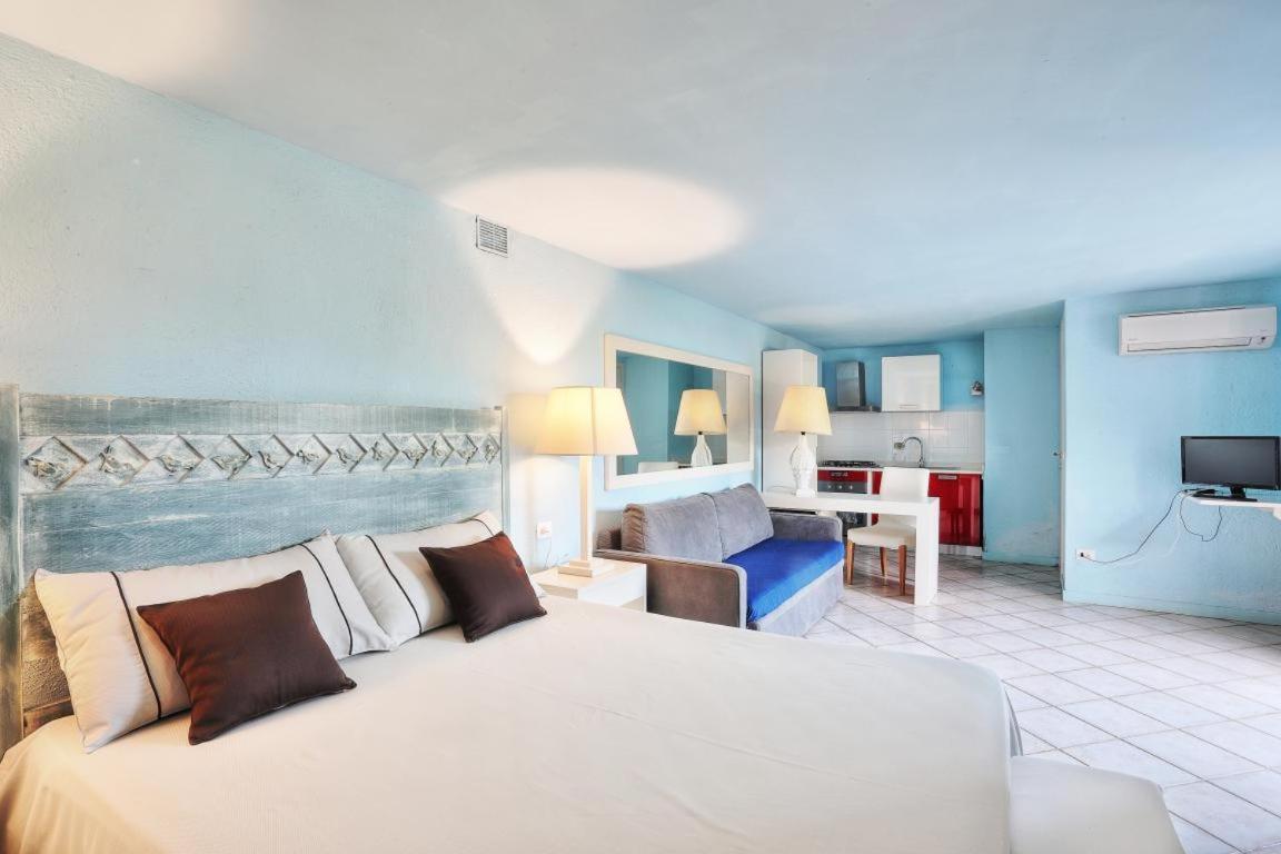 Residence Les Oliviers Porto Azzurro Ngoại thất bức ảnh
