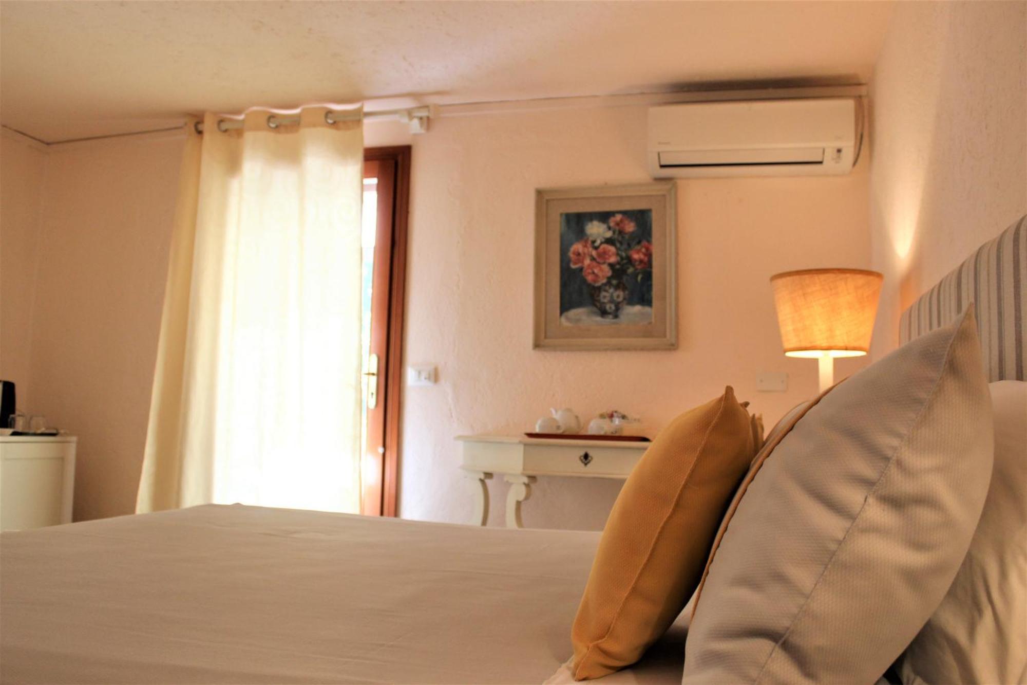 Residence Les Oliviers Porto Azzurro Ngoại thất bức ảnh