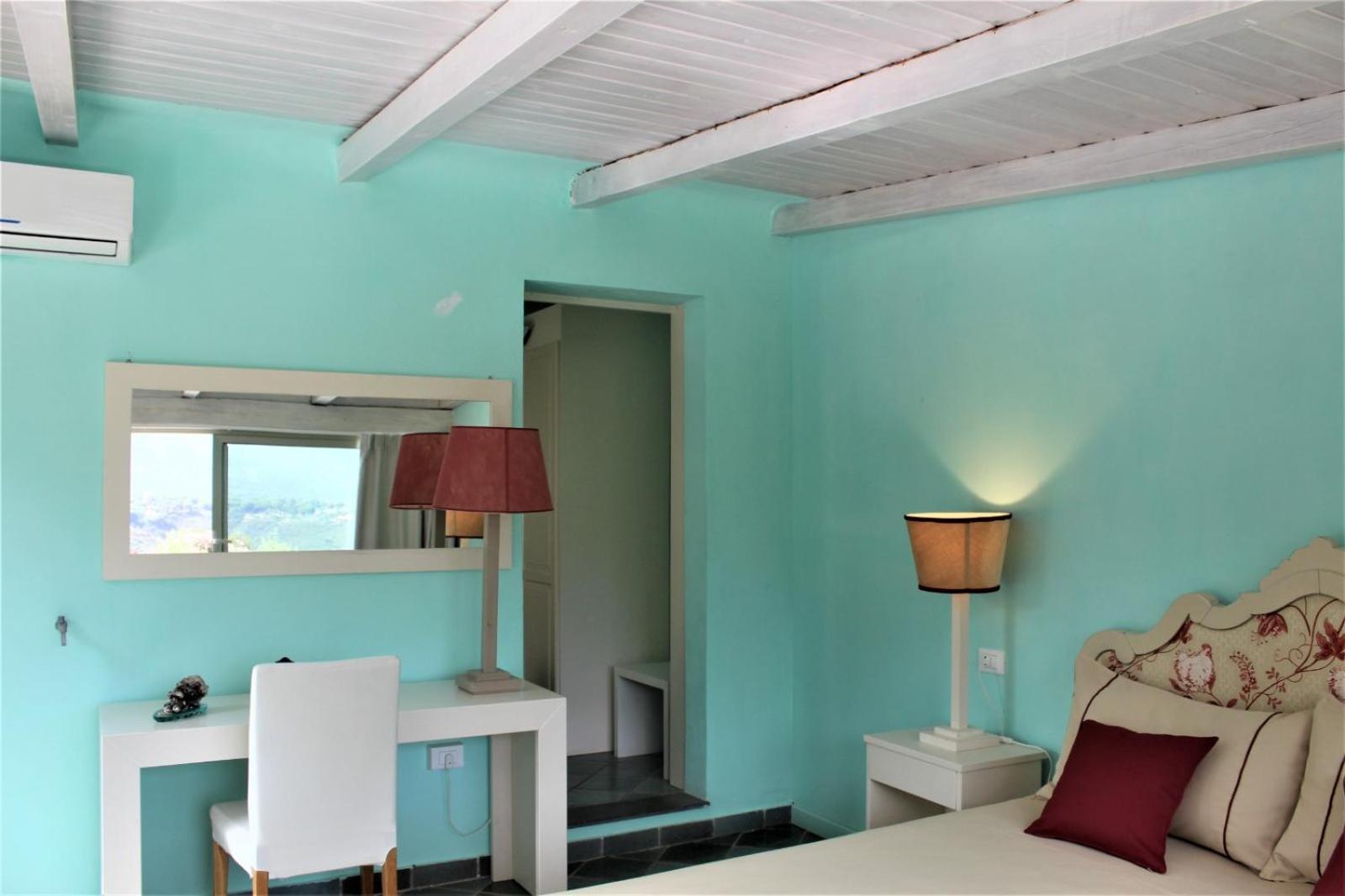 Residence Les Oliviers Porto Azzurro Ngoại thất bức ảnh